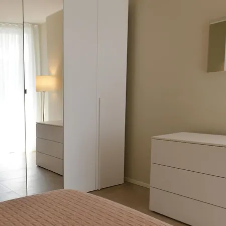 Moderno 3 Con Piscina Piazza Aurora 公寓 利多迪迪耶索洛