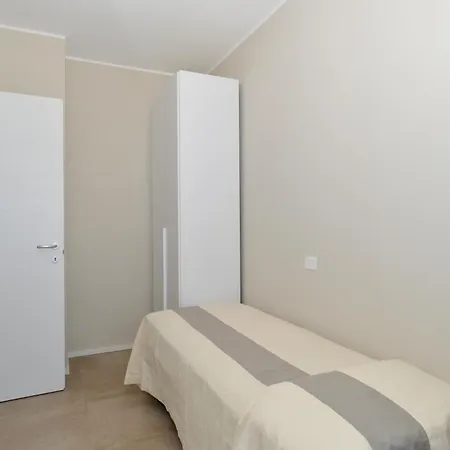 公寓 Moderno 3 Con Piscina Piazza Aurora *