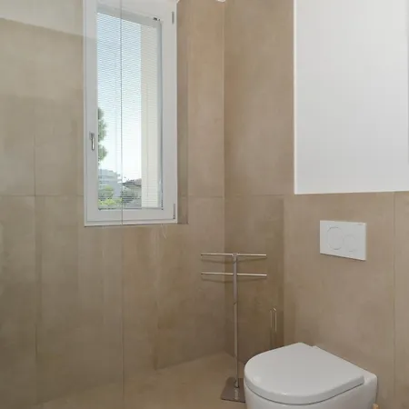 Moderno 3 Con Piscina Piazza Aurora 公寓 利多迪迪耶索洛